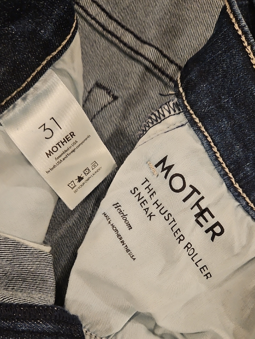 💕MOTHER💕 The Hustler Roller Sneak Jeans ~ Heirloom Blue 31 NWOT Wide Leg - Picture 16 of 16